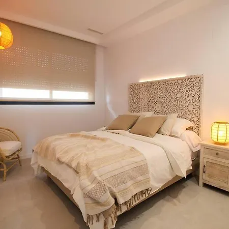 Duplex In Finestrat With 4 Bedrooms, 3 Bathrooms! Private Balcony Apartment Alicante